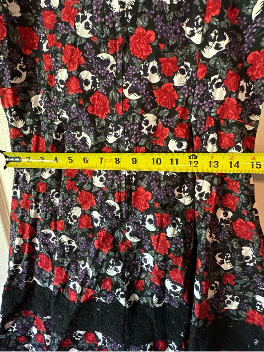 Hot Topic Skull & Rose Print A-Line Dress in Black, Red, White - Picture 6 of 7